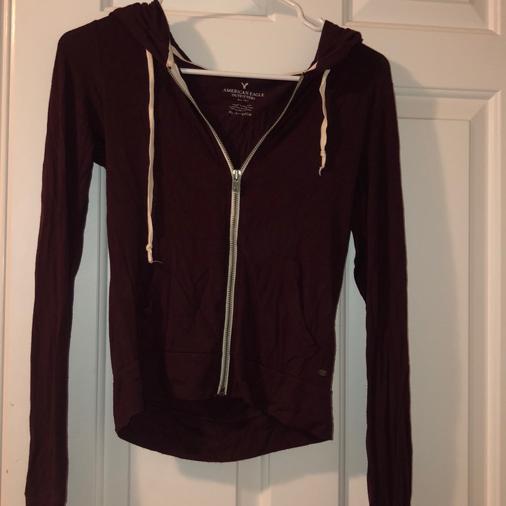 American Eagle maroon zip-up size: xs